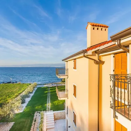 Luxury Apartments Villa Matea 2 Malinska Exterior photo