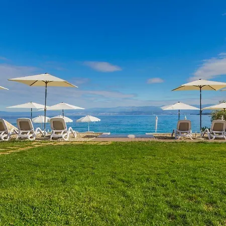 Luxury Apartments Villa Matea 2 Malinska Exterior photo
