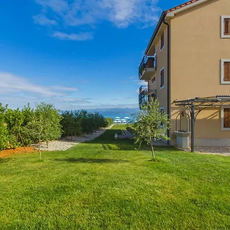 Luxury Apartments Villa Matea 2 Malinska Exterior photo