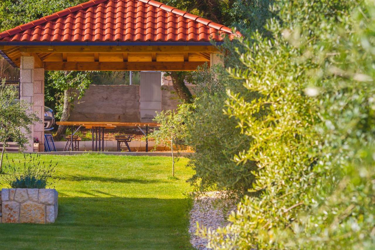 Villa Luxury Matea 2