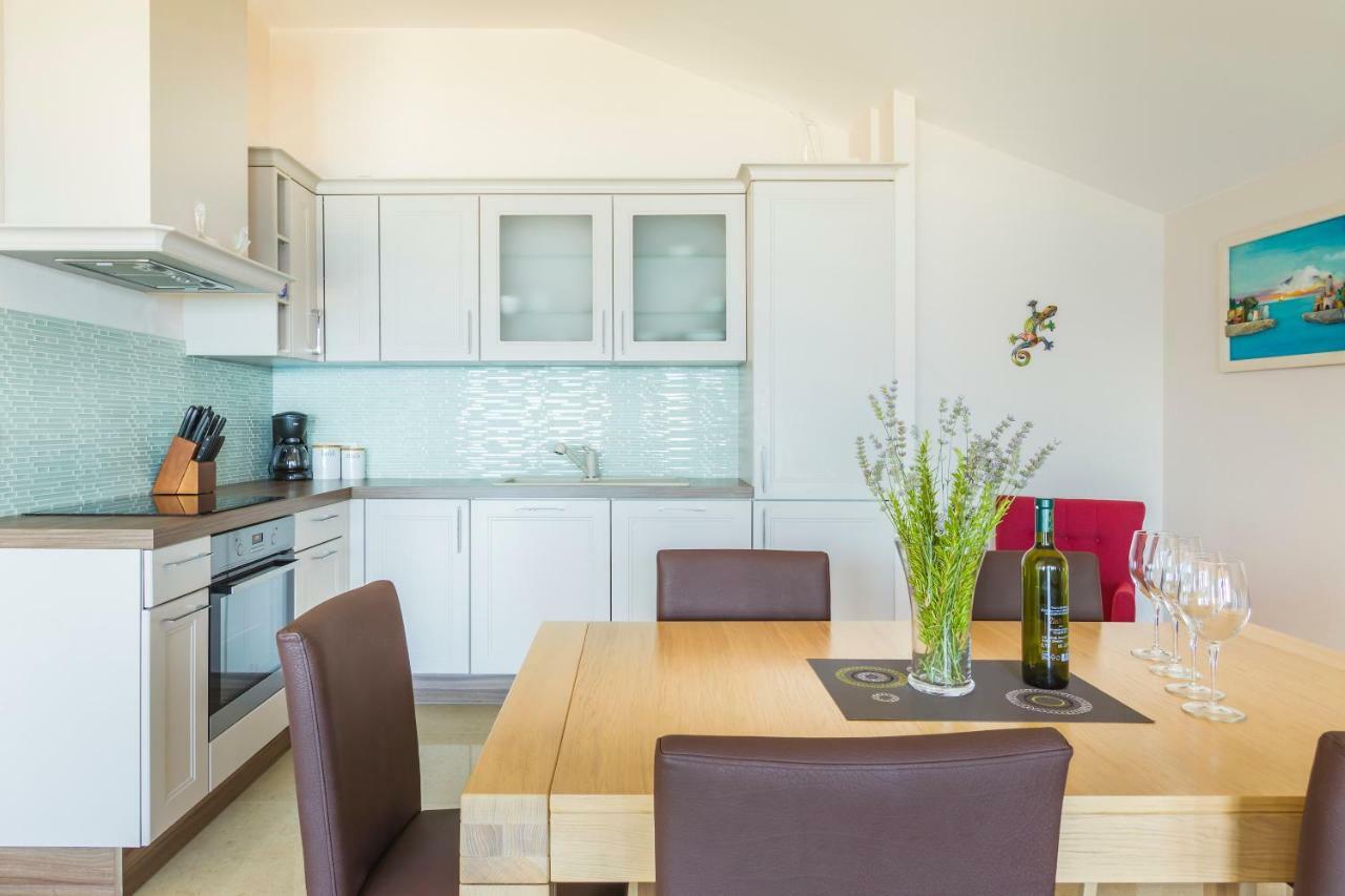Villa Luxury Matea 2 *